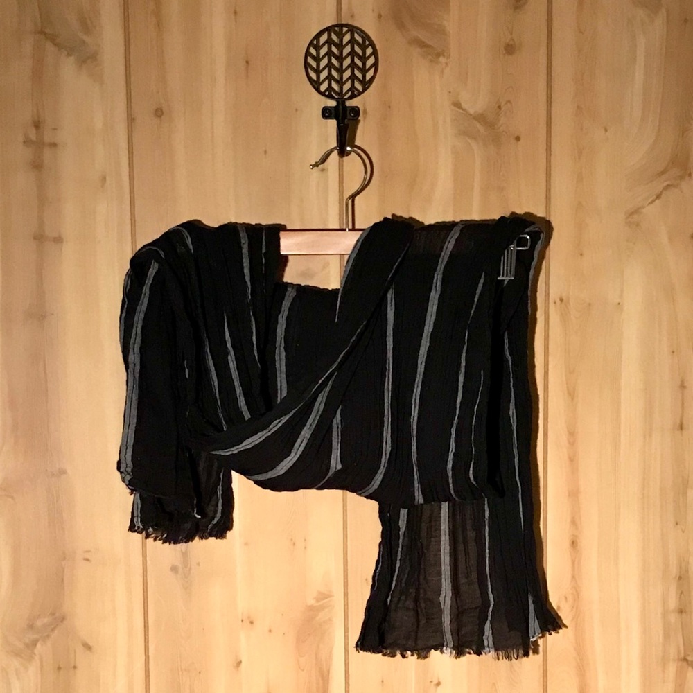 BDG Scarf